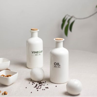 Oil- and vinegar bottle set 60cl white Cucina